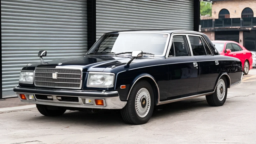 Toyota Century 2026 Variants & Pricing
